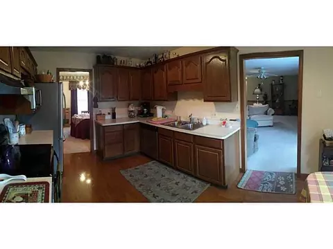 2002 Sundance, Springfield, OH 45502 photo 9