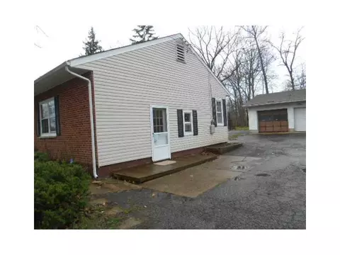 3041 S Limestone, Springfield, OH 45505 photo 5