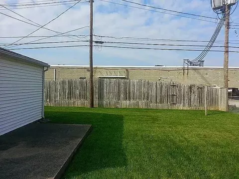 533 Gruen Dr, Springfield, OH 45505 photo 10