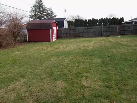 1334 Richmoor, Springfield, OH 45503 photo 2