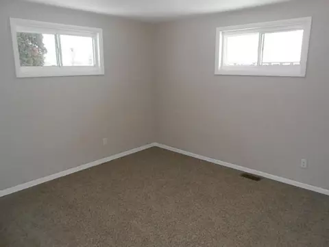 1060 Blaine, Springfield, OH 45503 photo 13