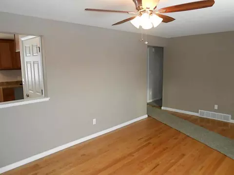 1060 Blaine, Springfield, OH 45503 photo 5