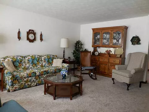 242 Gemini, Sidney, OH 45365 photo 2