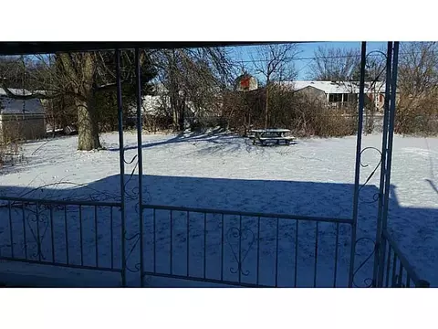 1708 Marinette Dr, Springfield, OH 45503 photo 2