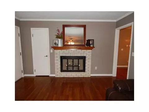 423 E State, Botkins, OH 45306 photo 3