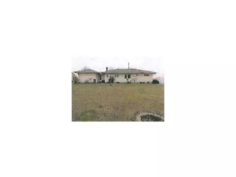 423 E State, Botkins, OH 45306 photo 10