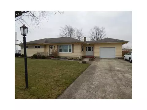 423 E State, Botkins, OH 45306 photo 1
