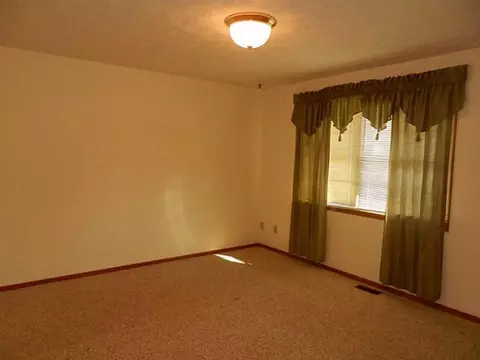 4882 Auston St #.., Springfield, OH 45502 photo 11