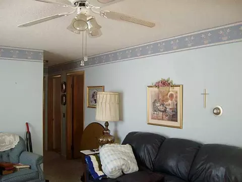 626 S Elm St, Celina, OH 45822 photo 5