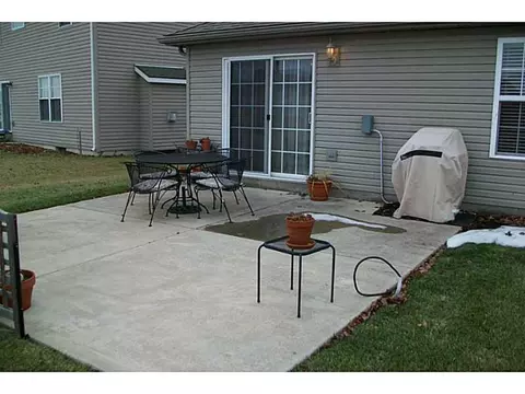 641 Willow Point Ct, Troy, OH 45373 photo 11