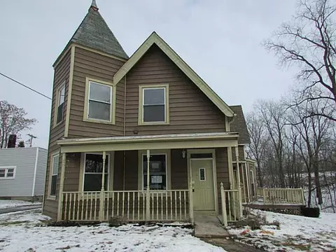 211 S Main, De Graff, OH 43318 photo 1