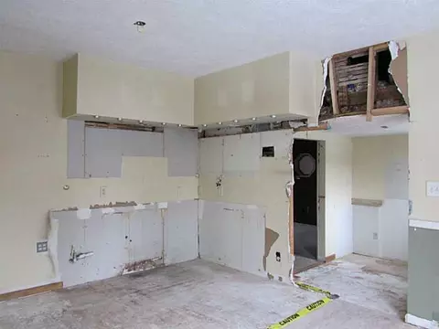 211 S Main, De Graff, OH 43318 photo 5