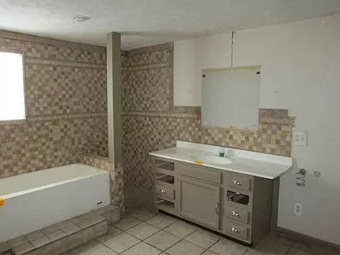 211 S Main, De Graff, OH 43318 photo 7