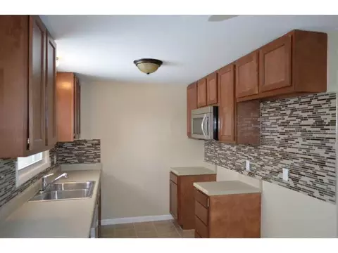 4817 Lehigh Dr, Springfield, OH 45503 photo 3