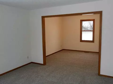 2240 Green Knl, Springfield, OH 45502 photo 12