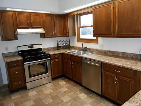 2240 Green Knl, Springfield, OH 45502 photo 4