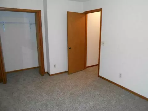 2240 Green Knl, Springfield, OH 45502 photo 21