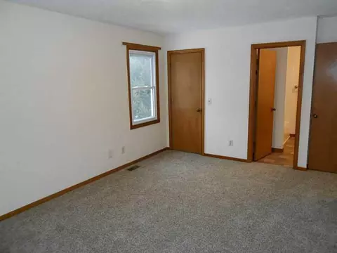 2240 Green Knl, Springfield, OH 45502 photo 15
