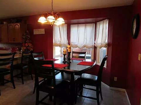 2736 Willow Rd, Springfield, OH 45502 photo 5