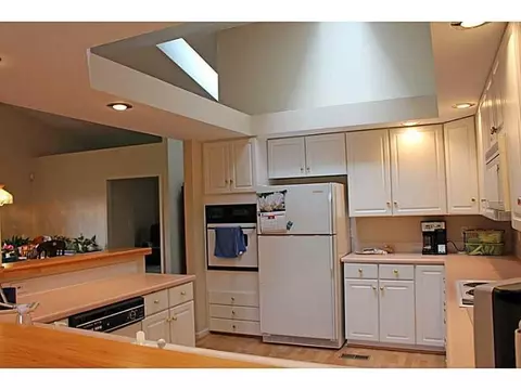 1103 Kingsgate, Springfield, OH 45503 photo 9