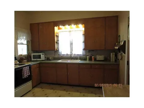 425 E Walnut St, Covington, OH 45318 photo 10