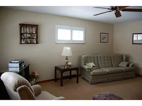895 Lawnview, Springfield, OH 45505 photo 3