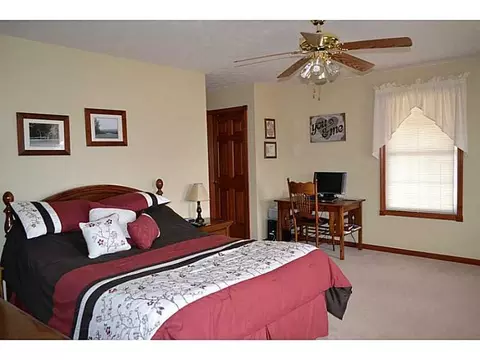 3310 Windy Ridge Dr, Springfield, OH 45502 photo 13