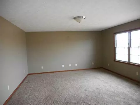 3936 Pinewood, Springfield, OH 45502 photo 4