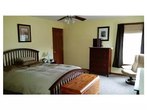 877 E Blee, Springfield, OH 45502 photo 14