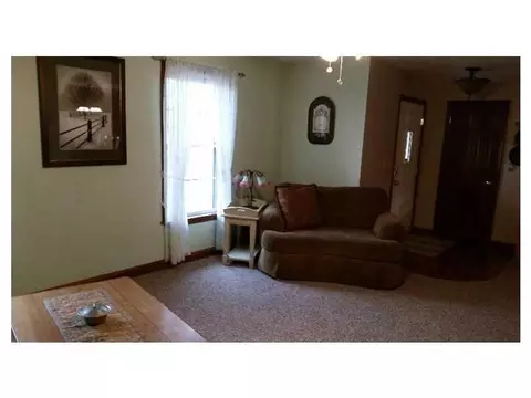 877 E Blee, Springfield, OH 45502 photo 8