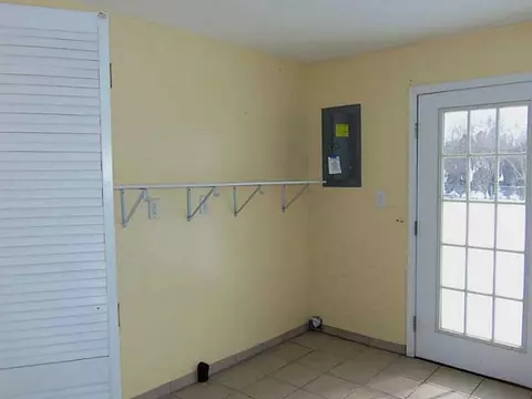 2827 Lowman, Springfield, OH 45505 photo 5