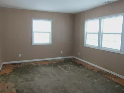2827 Lowman, Springfield, OH 45505 photo 3