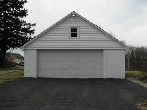 807 Old Mill Rd, Springfield, OH 45506 photo 3