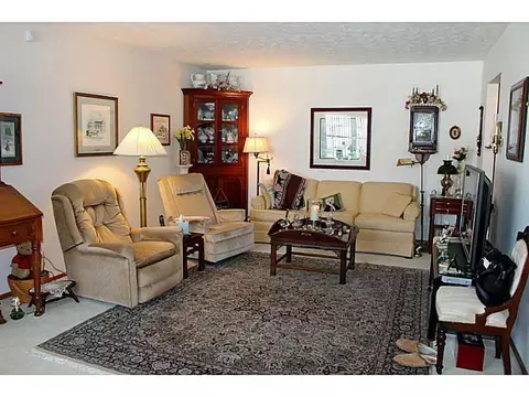 4872 Auston #4872, Springfield, OH 45502 photo 2