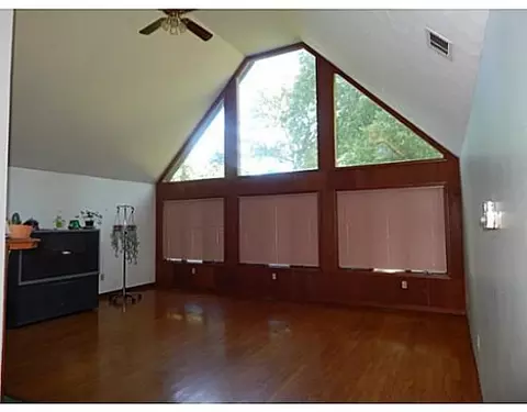 144 Titus Rd, Springfield, OH 45505 photo 3