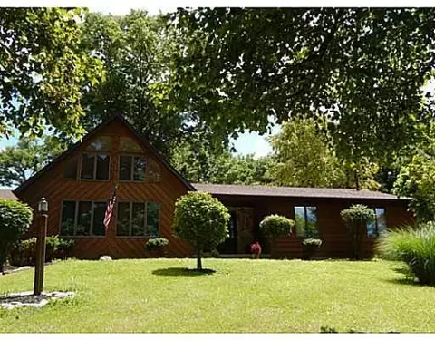 144 Titus Rd, Springfield, OH 45505 photo 1