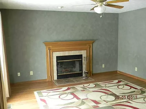 2744 Old Oak Ln, Springfield, OH 45503 photo 3
