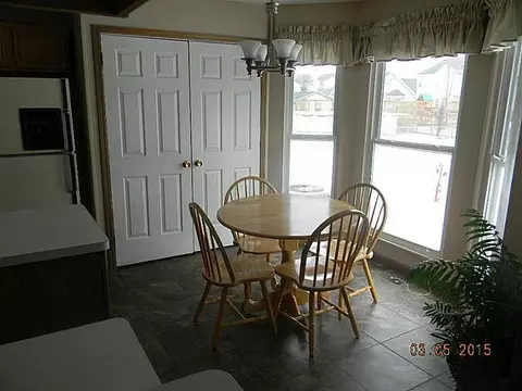 2744 Old Oak Ln, Springfield, OH 45503 photo 7