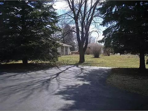 6090 Morris Rd, Springfield, OH 45502 photo 5