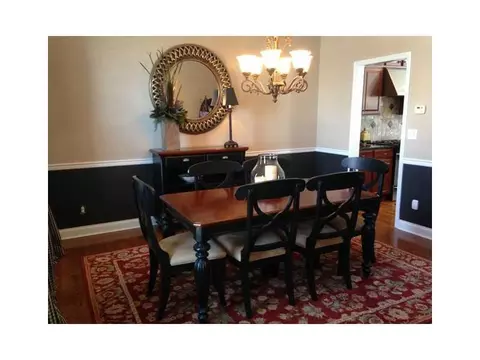 153 Sapphire Dr, Dayton, OH 45458 photo 4