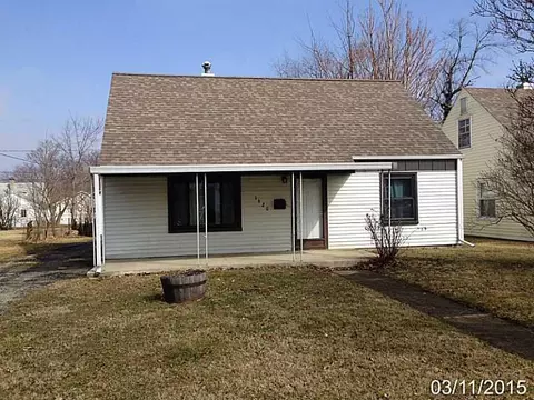 1620 S Sweetbriar, Springfield, OH 45505 photo 1