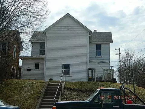 1565 Warder St, Springfield, OH 45503 photo 2