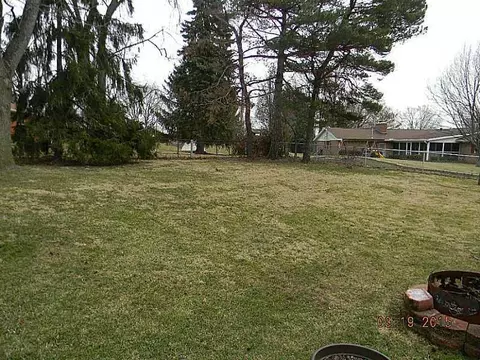 2710 Aberdeen Dr, Springfield, OH 45506 photo 24