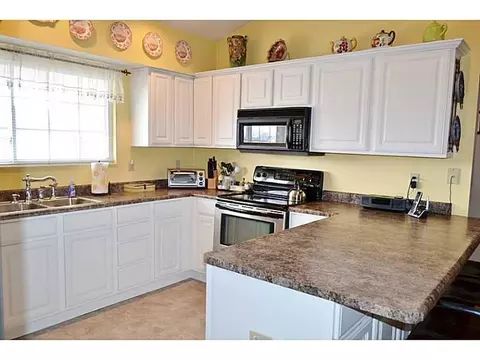 1790 Pinehurst Dr #..., Springfield, OH 45502 photo 9