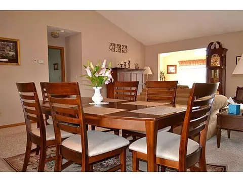 1790 Pinehurst Dr #..., Springfield, OH 45502 photo 7