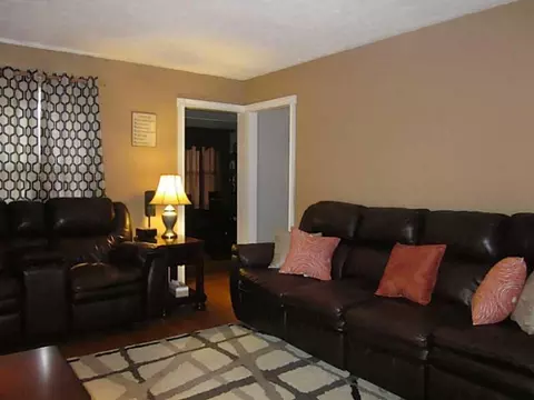 208 Dover Rd, Springfield, OH 45504 photo 4