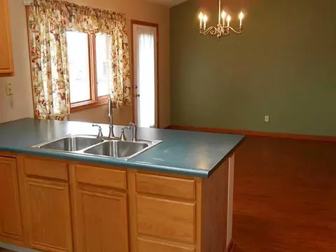 1809 Berwick #1809, Springfield, OH 45503 photo 5