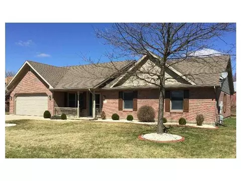 105 Barnside Dr, Englewood, OH 45322 photo 1