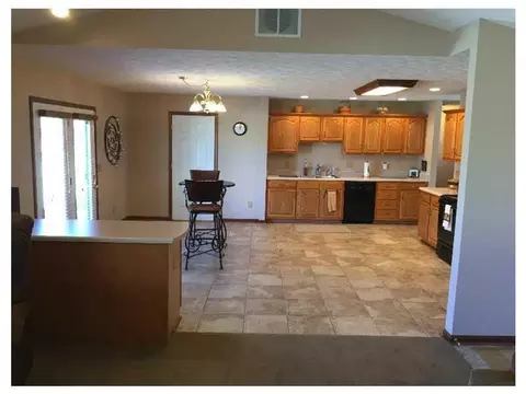 105 Barnside Dr, Englewood, OH 45322 photo 4