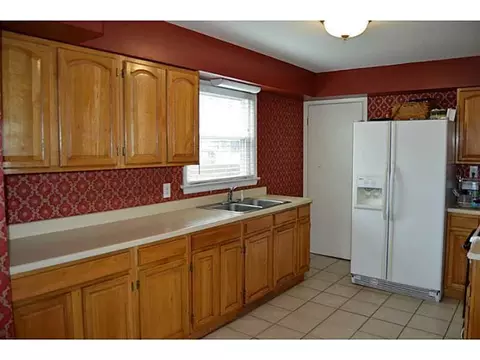 724 E Cecil, Springfield, OH 45503 photo 7